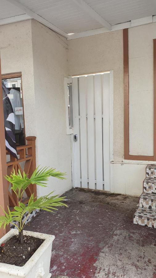 Devachan Apartments Bridgetown Luaran gambar