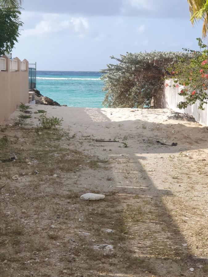 Devachan Apartments Bridgetown Luaran gambar