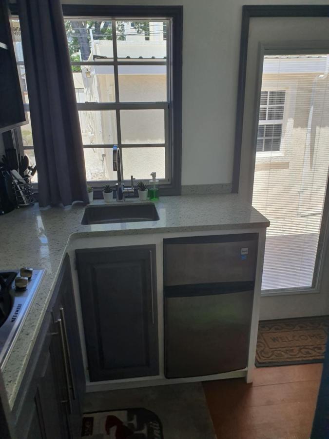Devachan Apartments Bridgetown Luaran gambar