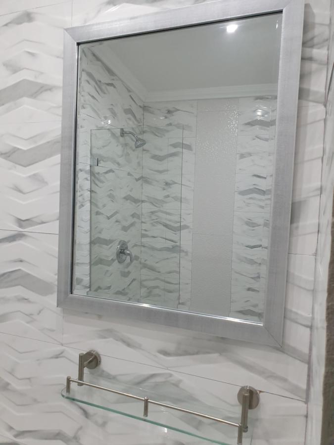 Devachan Apartments Bridgetown Luaran gambar