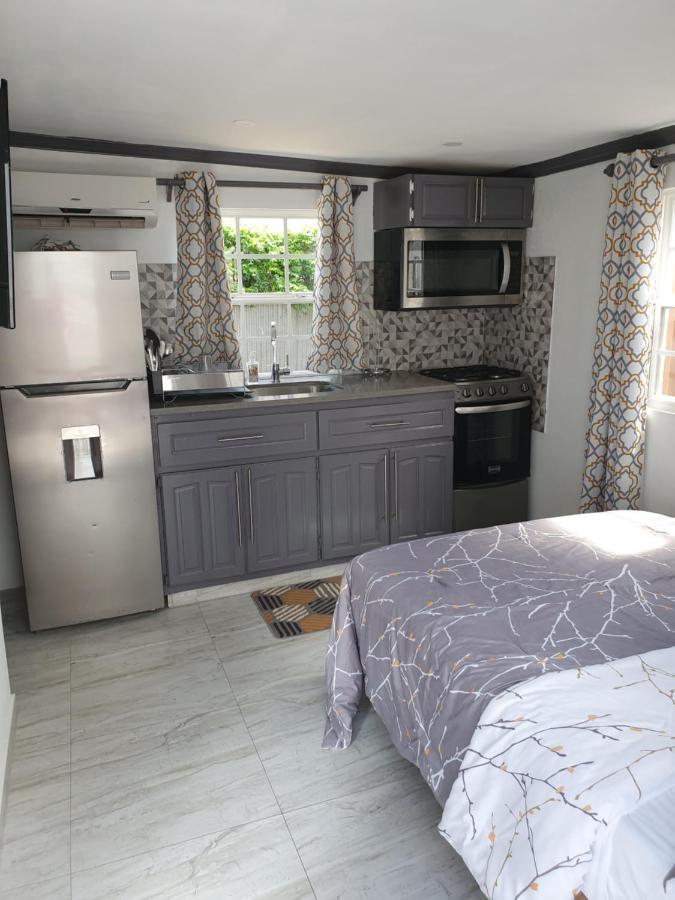 Devachan Apartments Bridgetown Luaran gambar