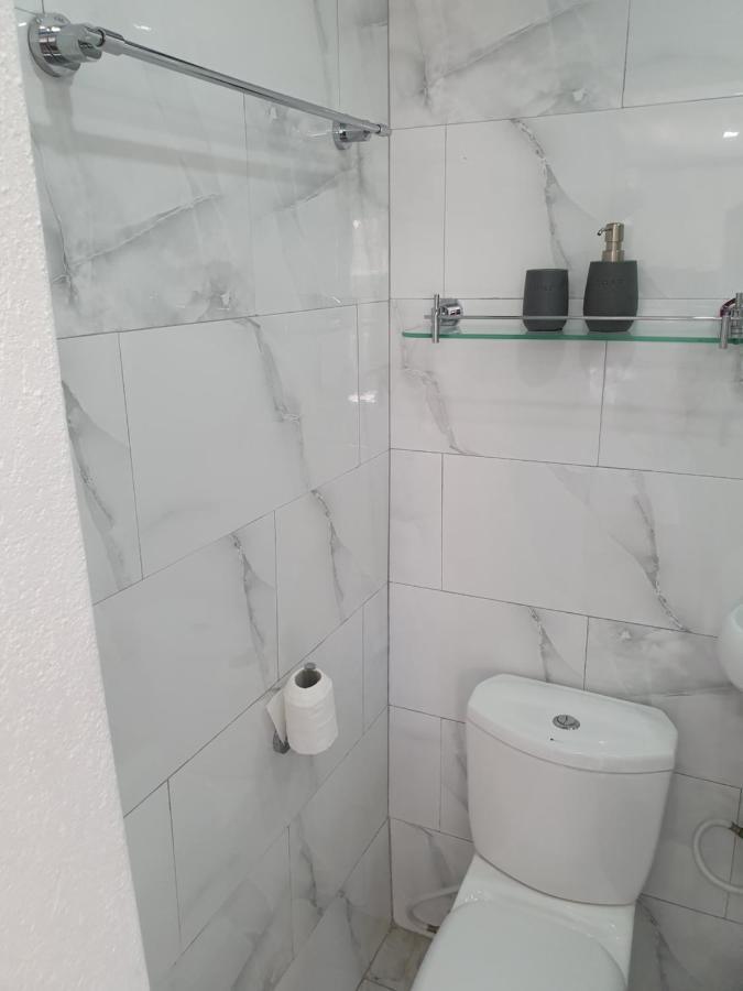 Devachan Apartments Bridgetown Luaran gambar