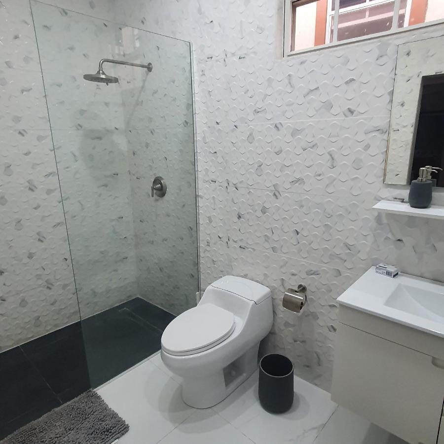 Devachan Apartments Bridgetown Luaran gambar